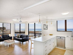 Palm Beach Side 2 Bedroom Apartment